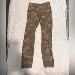 ⭐️🌴Lululemon Align High-Rise Pant with pockets 25” size 6